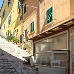 Апартаменты Napoleon's Centro Storico Porto A Piedi Ac Портоферрайо